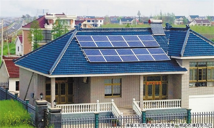 5KW多晶家用屋顶分布式并网太阳能光伏发电系统